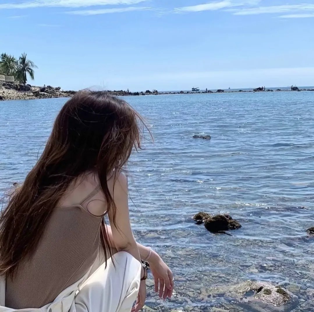 暗金烂狗海报